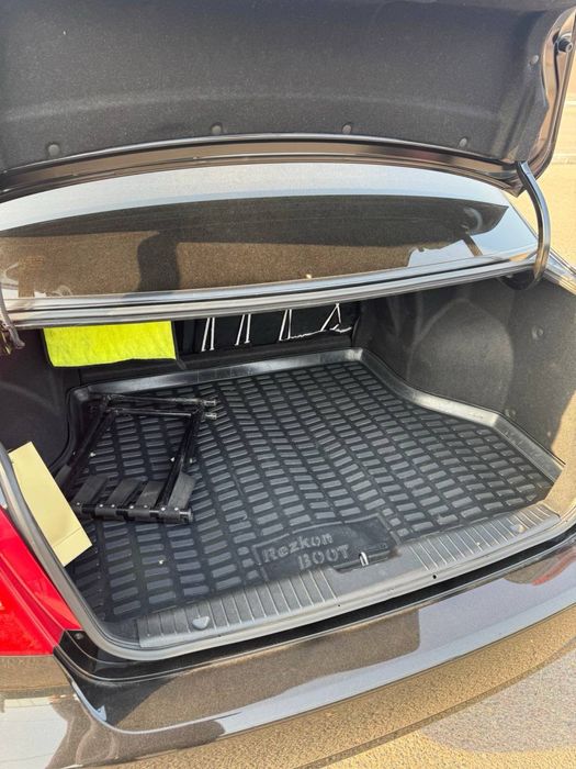 Jentra 2023 qora bezluk