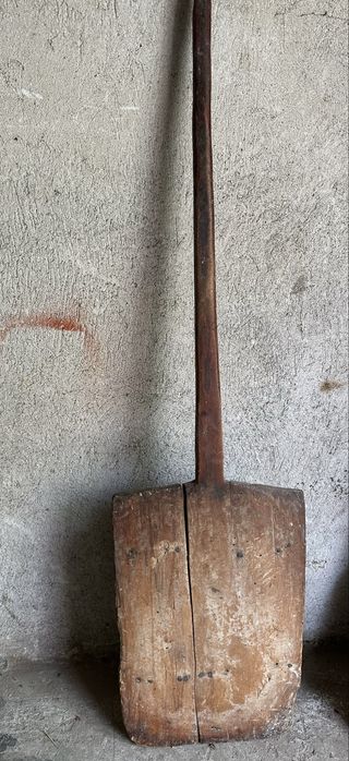 Фурнаджийска лопата