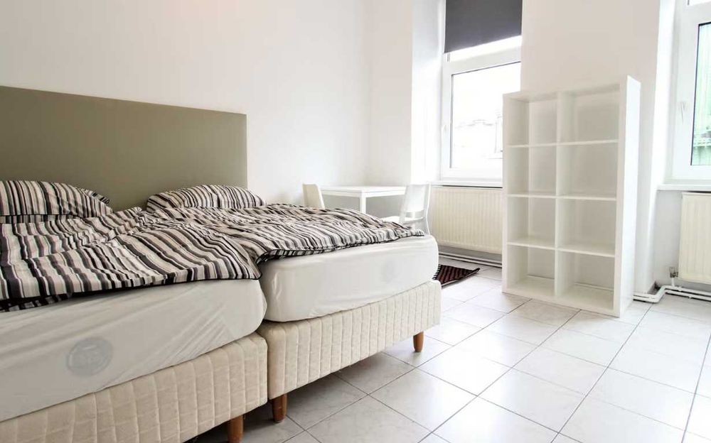 Дава се под наем Двустаен апартамент в Пловдив, Младежки Хълм - 65 кв.м за 229.5 € - Снимка #4