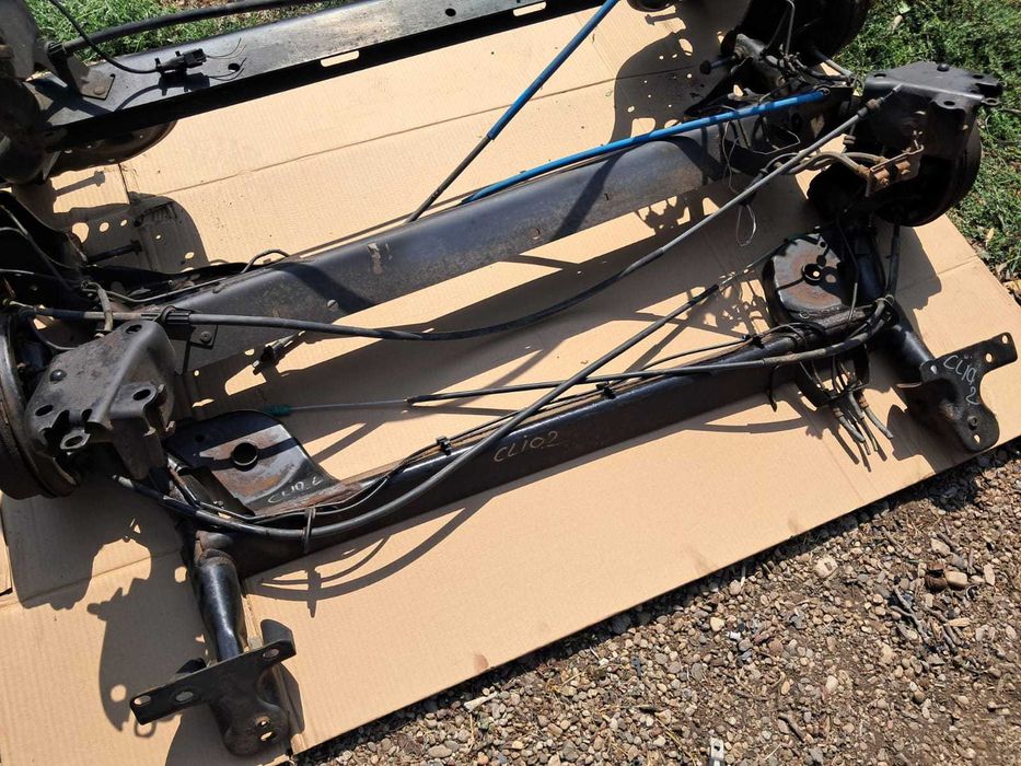 Renault Clio 3 Clio 2 Symbol punte spate completa cu butuci si cabluri