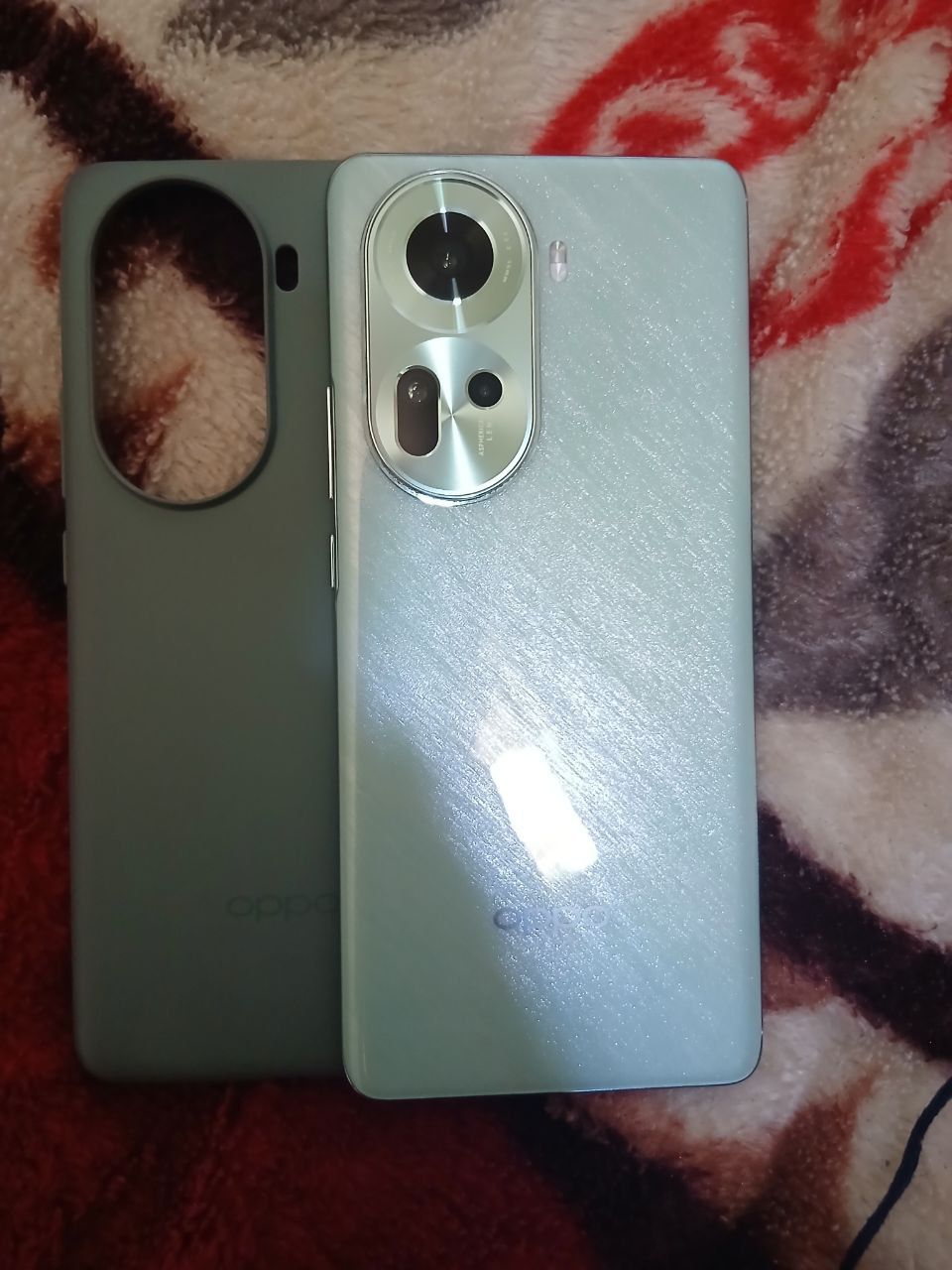 Oppo Reno 11 5G. 12+12. 256gb xolati ideal koʼrishib olishxam bor