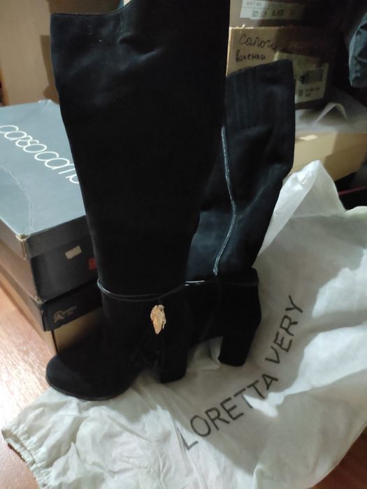 Замшевые сапоги,36 размер,новые