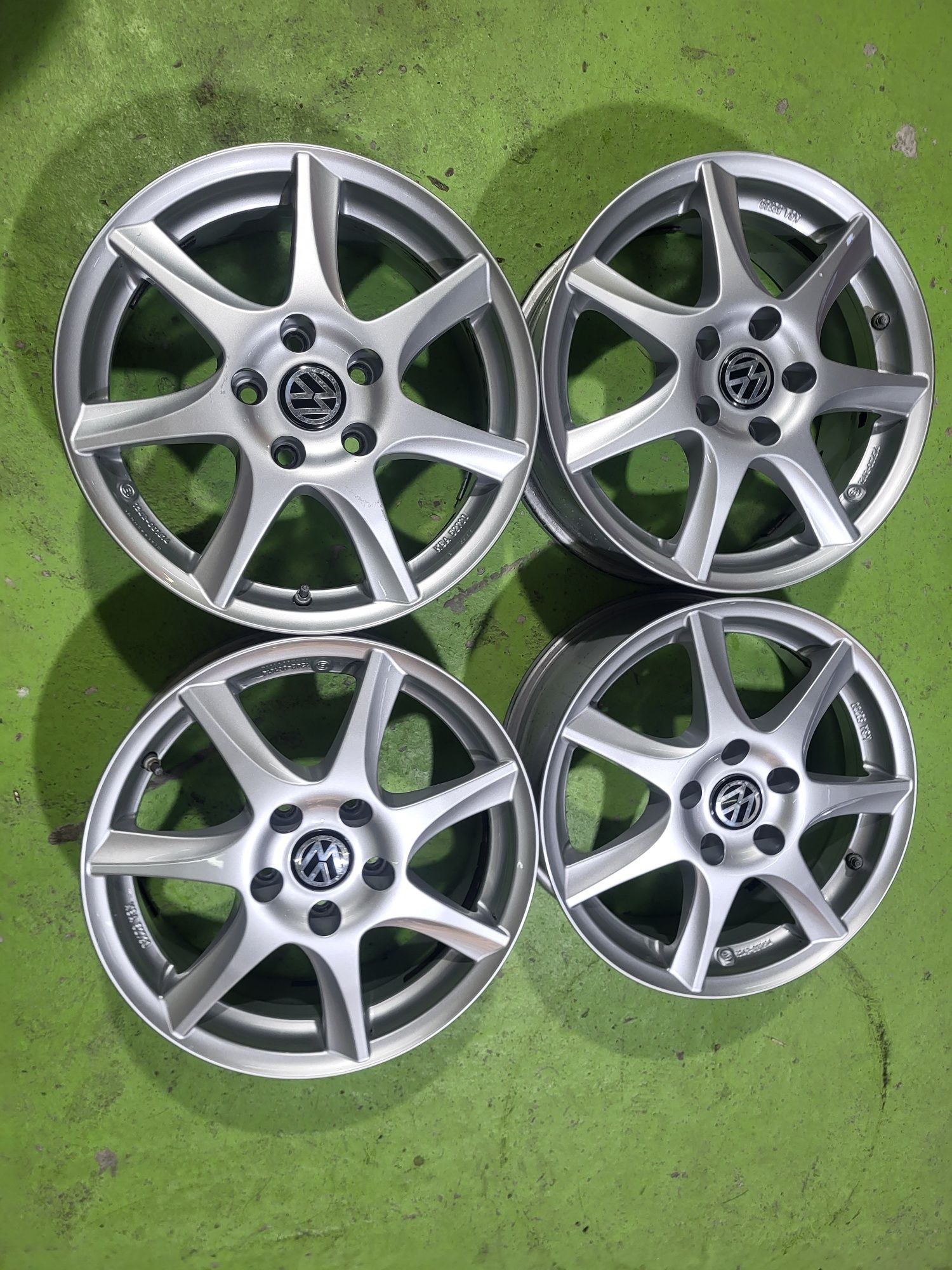 16 5x112 Vw Passat Touran Caddy Golf 5х112