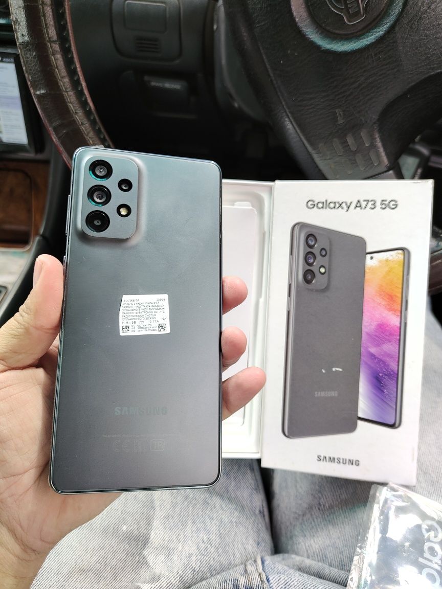 Samsung Galaxy A73. Память 256