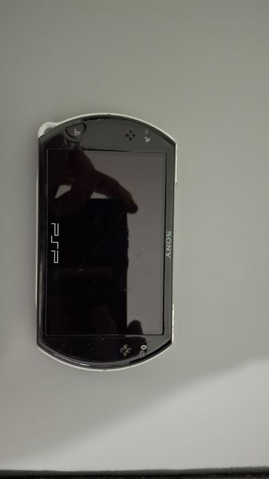PSP GO в отличном состоянии