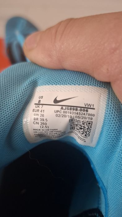Vand adidași Nike