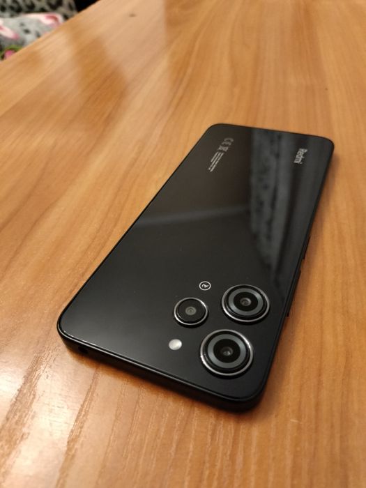 Redmi 12.256/8gb