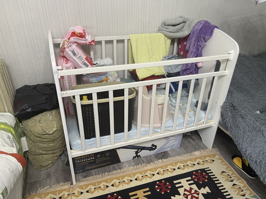 Детская кроватка