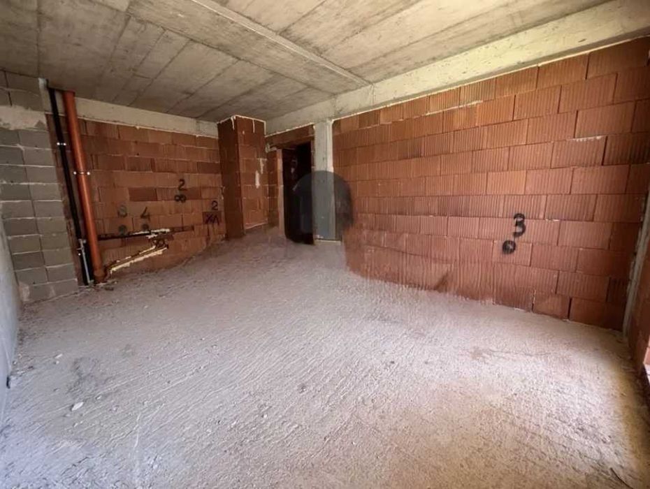 Продава се Двустаен апартамент в Пловдив, Остромила - 58 кв.м за 1379 €/кв.м - Снимка #5