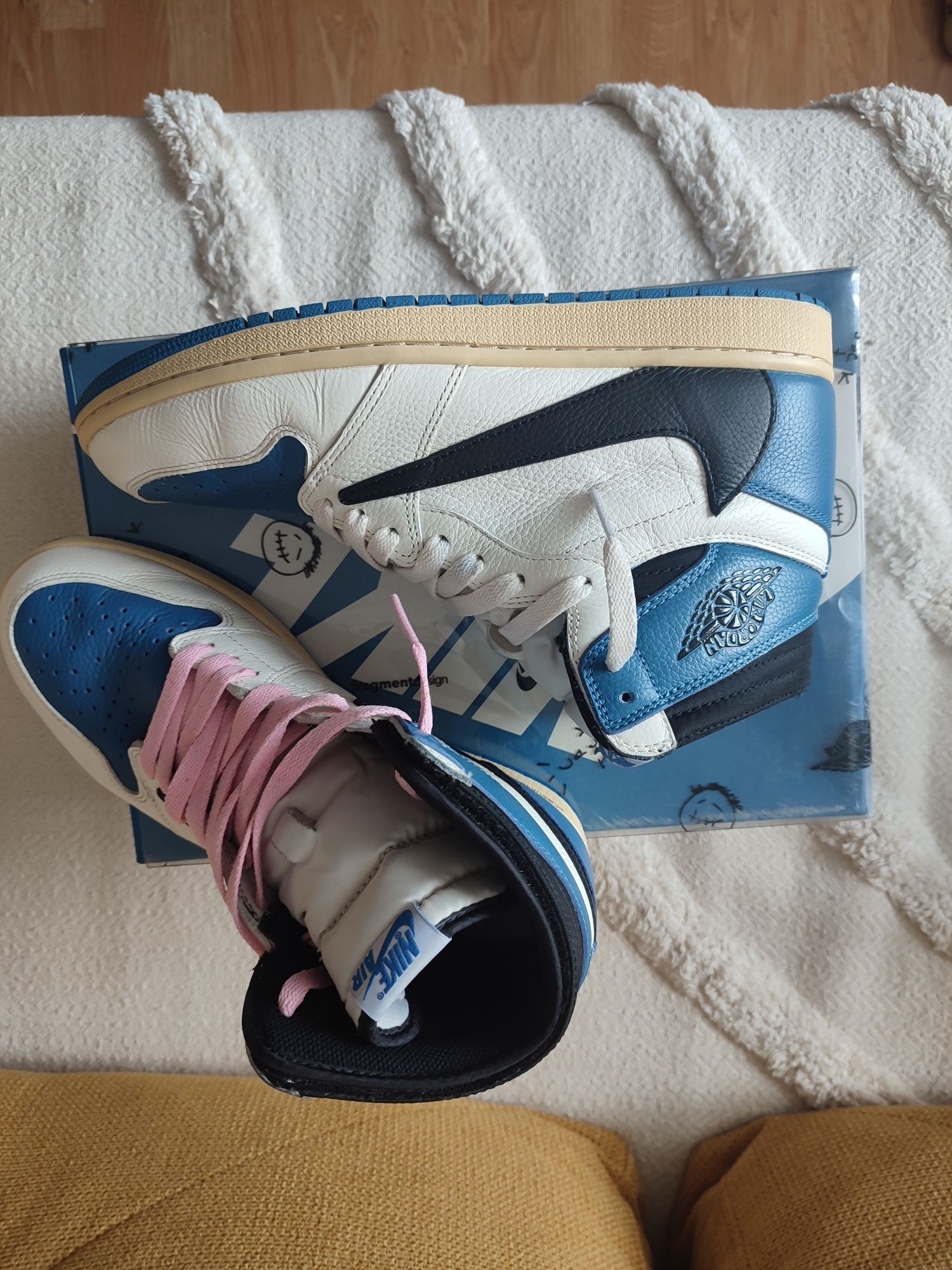 Jordan 1 Travis Scott High Fragment