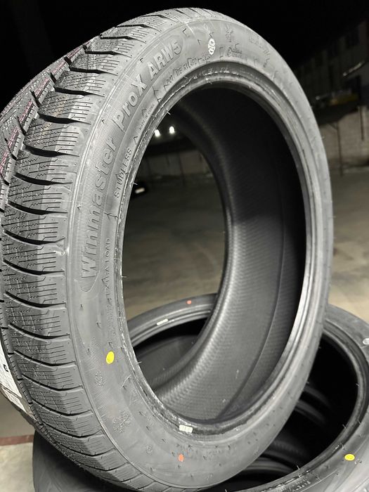 Нови зимни гуми ARIVO ARW 5 275/40R21 107H XL НОВ DOT БОРД 2754021