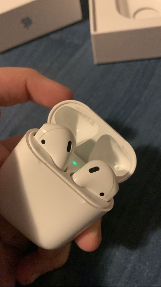 Airpods gen2 cu husa