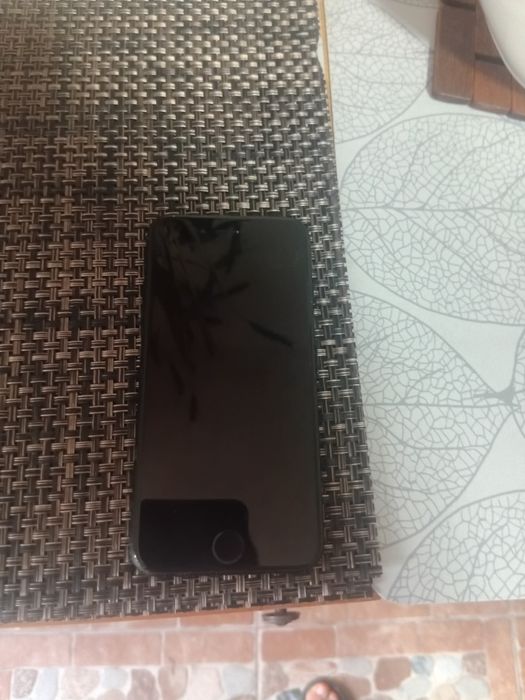 İPhone SE ,Made în Germania