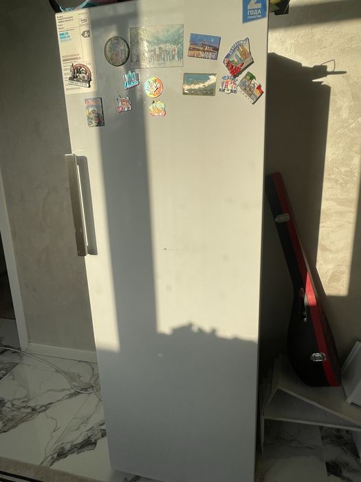 Срочно продам морозилник