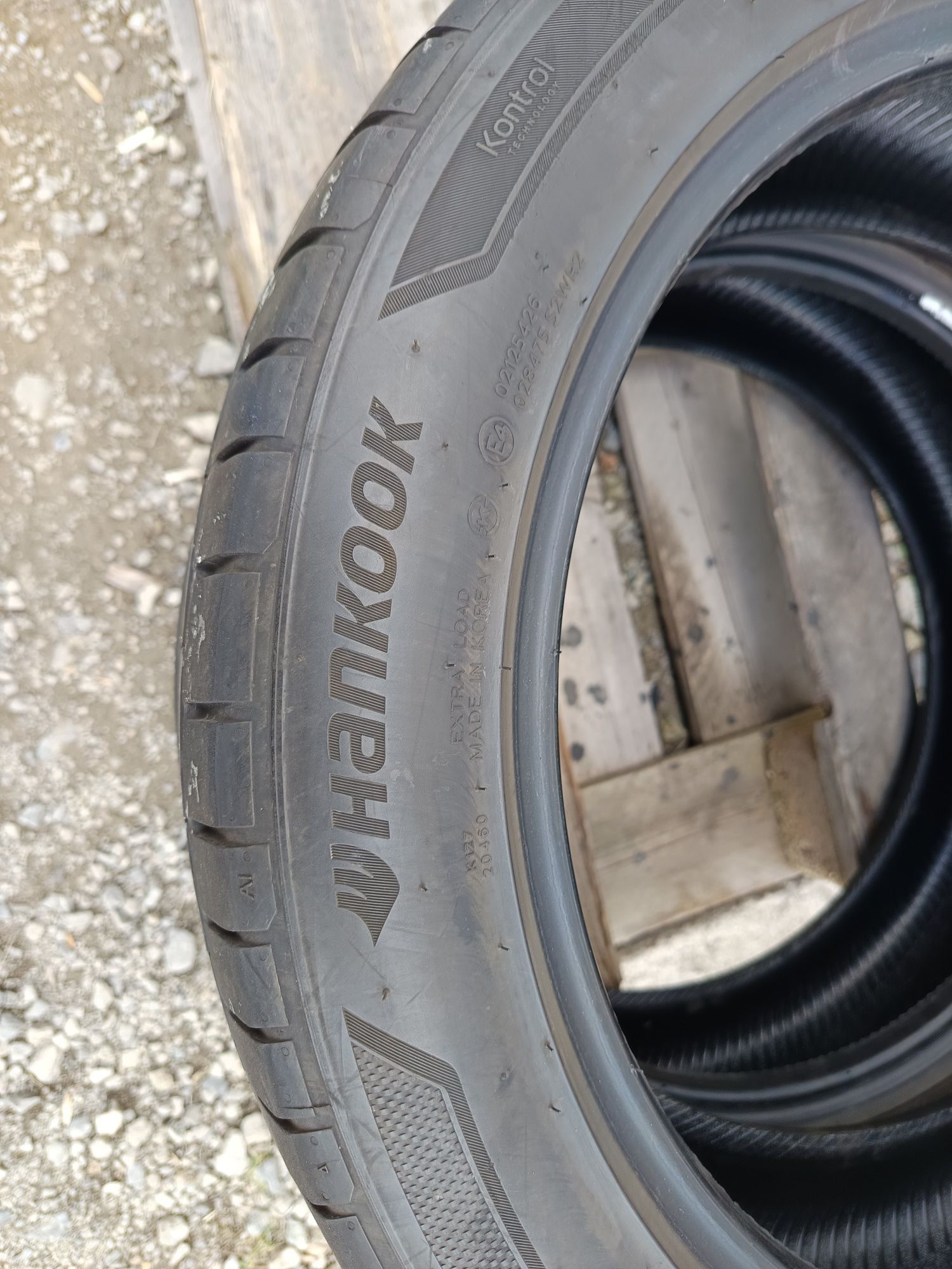 Летни гуми 205 55 R 19 Hankook дот4822
