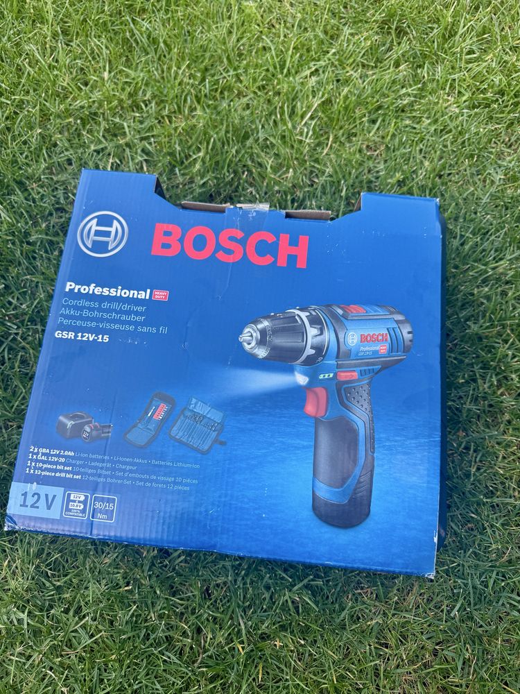 Акумулаторен винтоверт BOSCH GSR 12V-15 с 2 батерии, 2Ah, 12V
