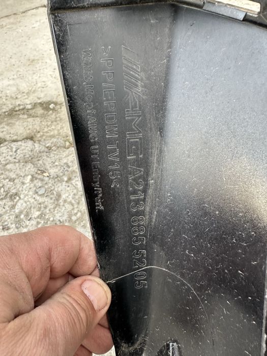 Spoiler infeerior bară spate mercedes e class w213.amg.a2138855205.