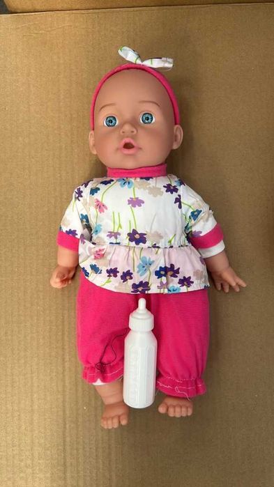 ШОК ЦЕНА- Реалистично говорещо бебе с аксесоар шише