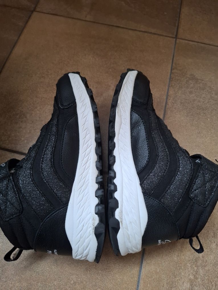 Зимни боти Sketchers за момиче