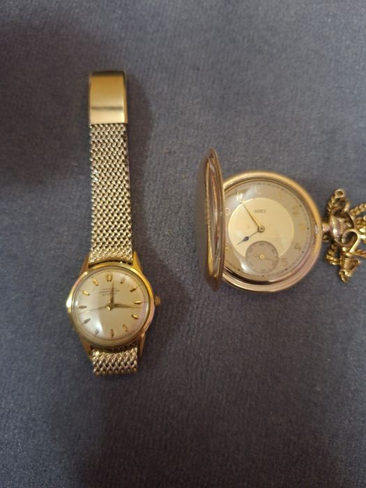 Doua ceasuri in stare foarte bună