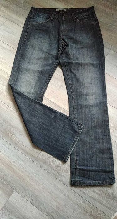 Blugi pentru bărbați modele diverse 1+1 gratuit