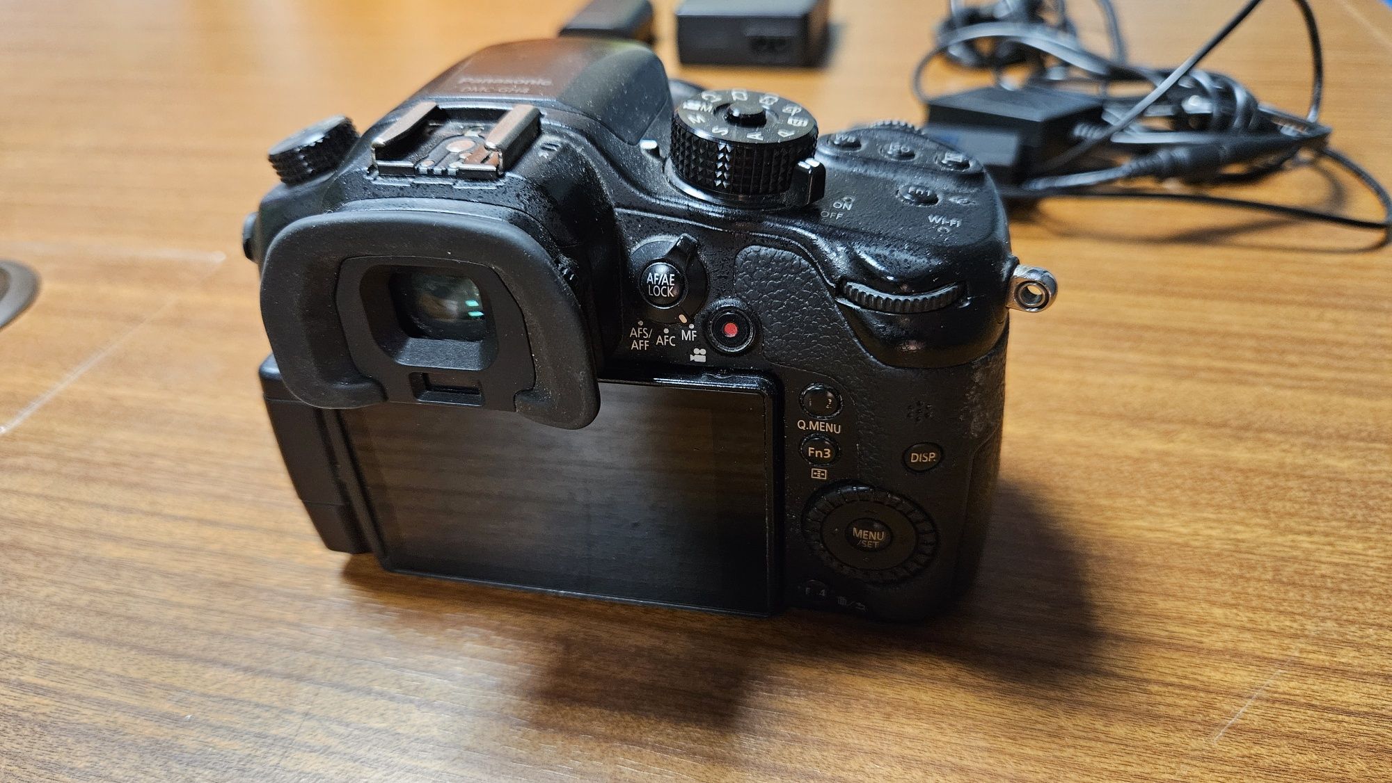 Panasonic Lumix GH4 + обектив Olympus ZD 12-50mm f/3.5-6.3 EZ ED