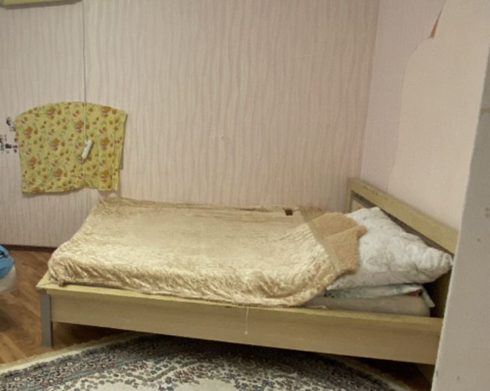 Отдам даром Двуспальная  кровать