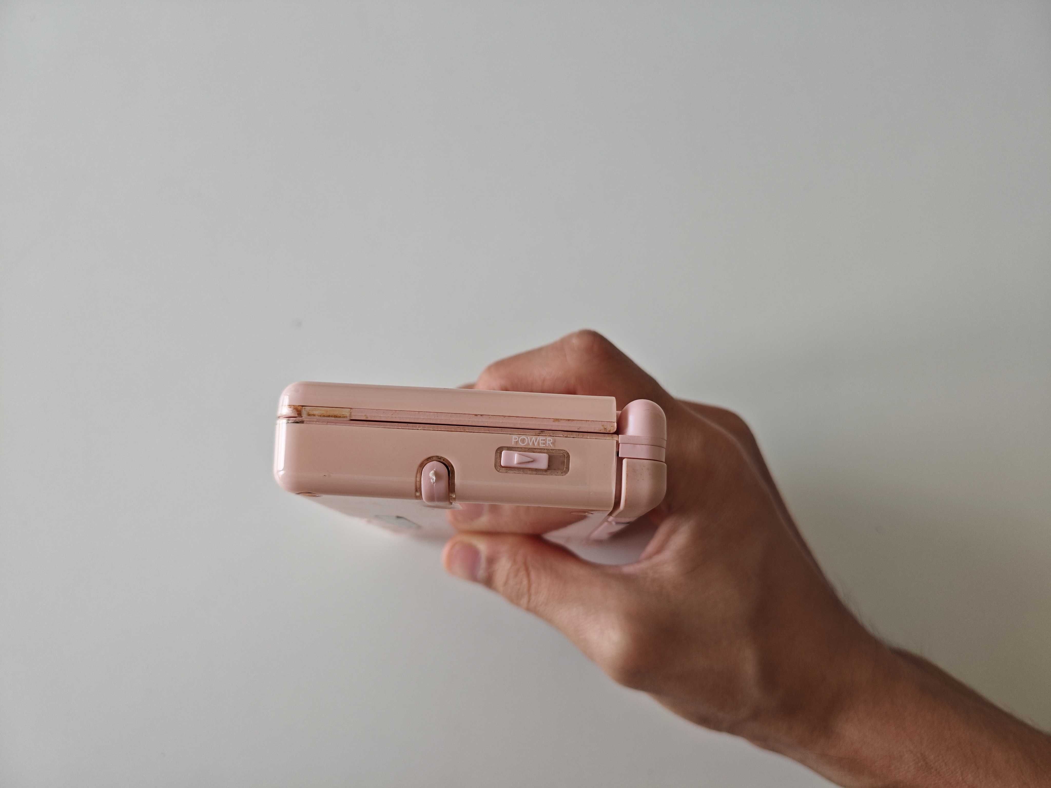 Nintendo DS Lite - Качени много игри