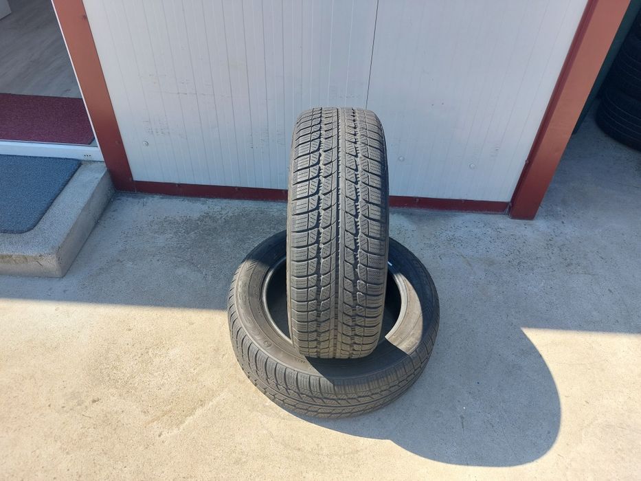 125 lei bucata! Doua anvelope M+S 215 60 17 Keter