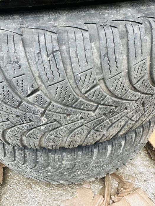 Cauciucuri iarna 205 55 r16 Goodyear