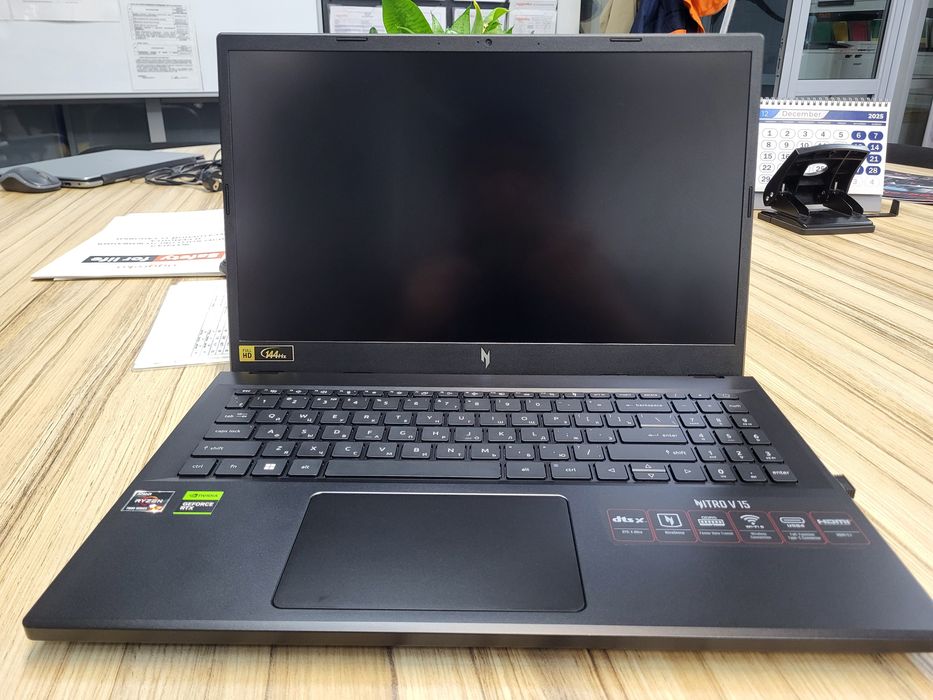 Ноутбук Acer Nitro V ANV15-41 Ryzen 7 7735HS 16 GB / SSD 1 TB / GeForc