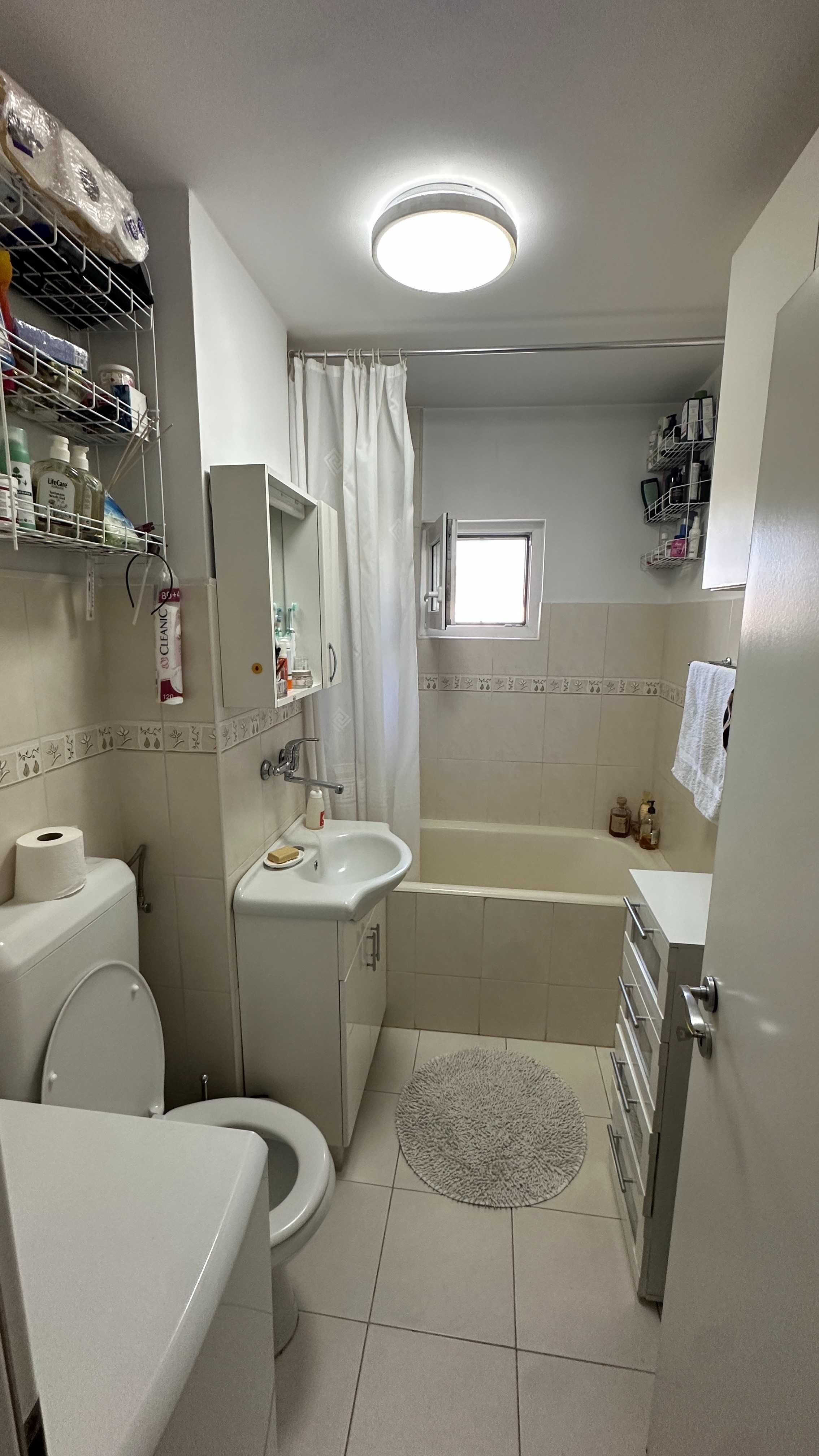 Apartament 2 camere - Decomandat - Micro 17