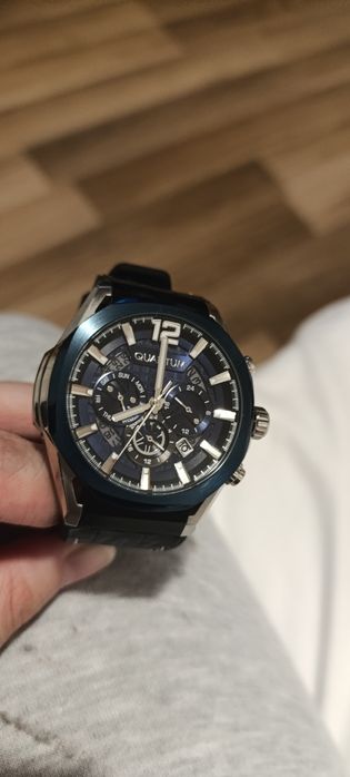 Vând ceas quantum elegant  barbatesc