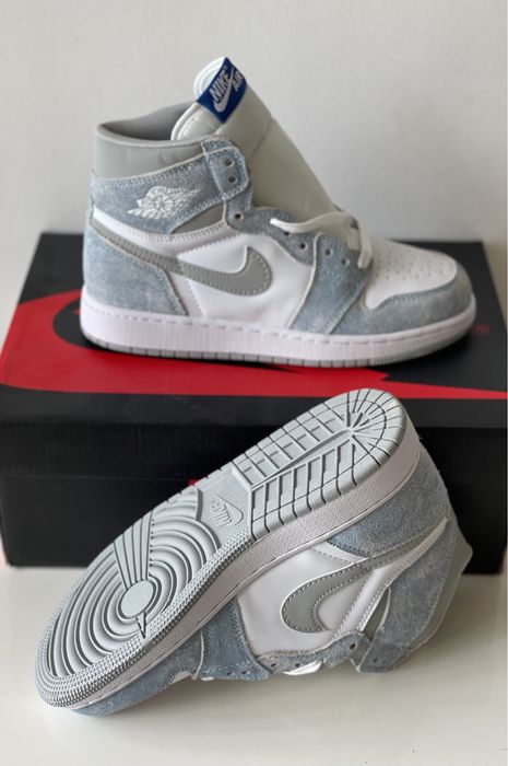 Air Jordan 1 Retro High Hiper Royal Nike 4 Blue University