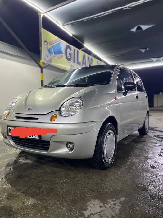 Matiz sotiladi mashina yaxshi
