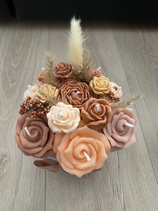 Ароматен букет от соеви свещи