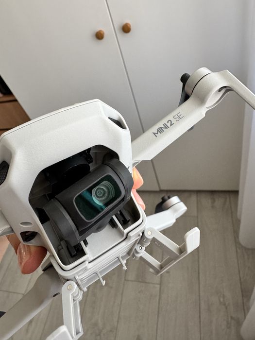 Drona DJI Mini 2 SE Fly More Combo
