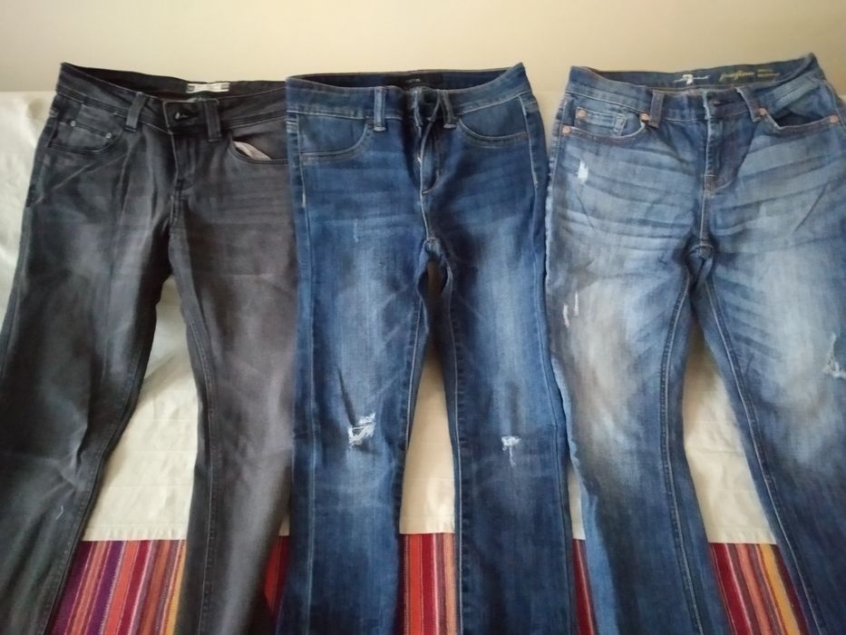 Продам джинсы детские