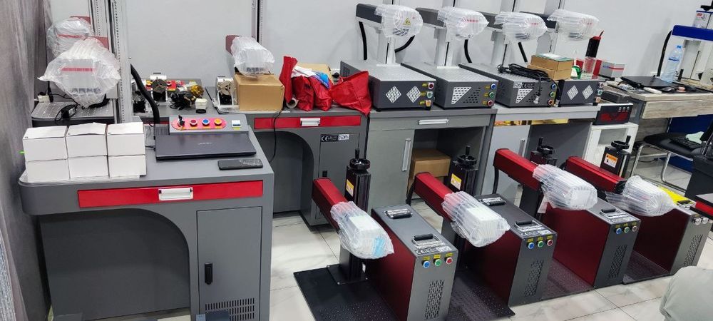 Лазерные граверы волоконные,СО2 и UV : 10 w,,20 w,30w, 50w ,60 w.   От