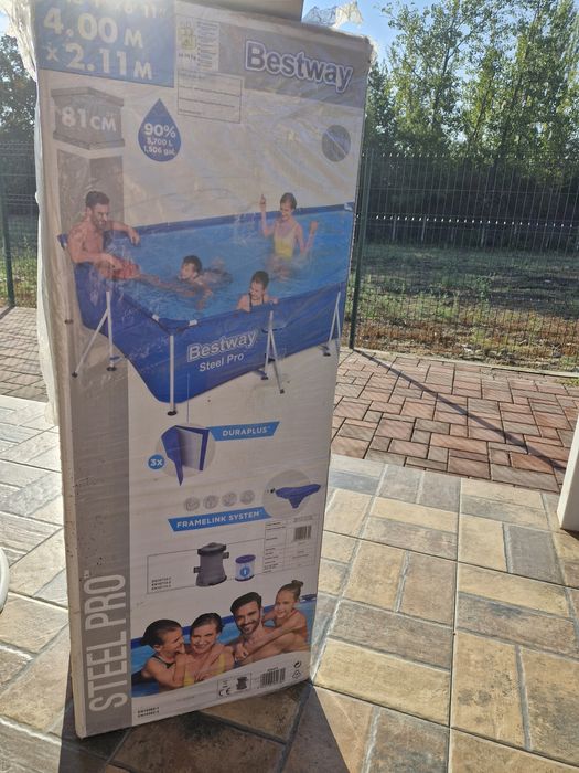 Piscina 4x2 si pompă