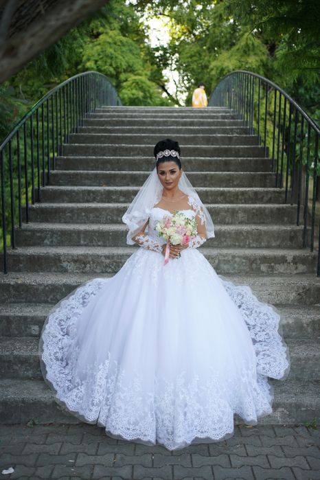 Rochie mireasa de vanzare