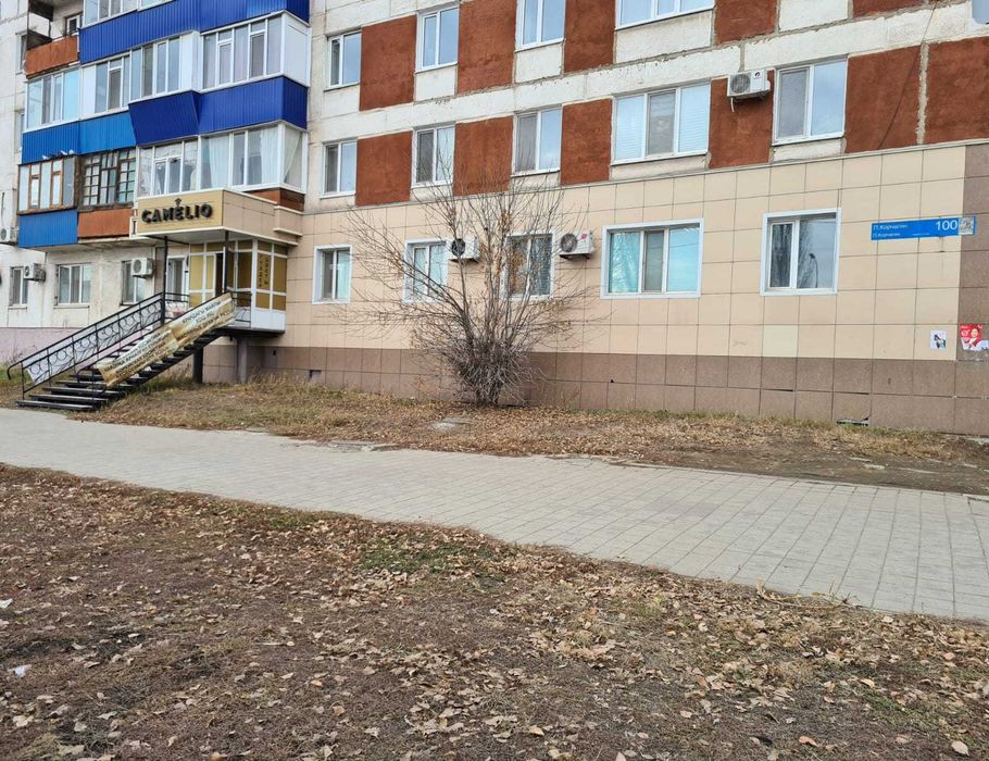 Продам коммерческое помещение в 20-ом мкр. ул. П. Корчагина д.100