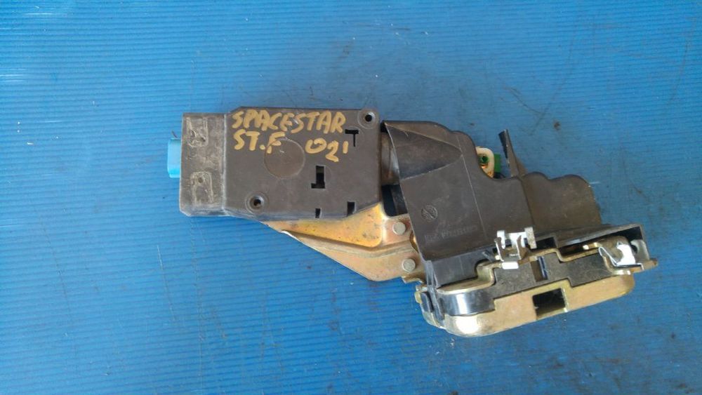 broasca iala usa stanga fata mitsubishi space star 2002