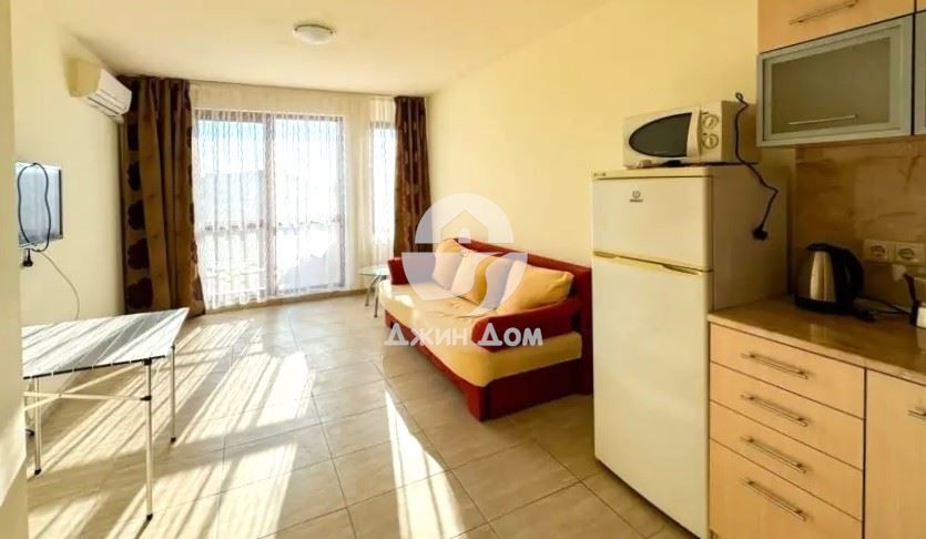 Продава се Двустаен апартамент в Поморие - 60 кв.м за 1430 €/кв.м - Снимка #1
