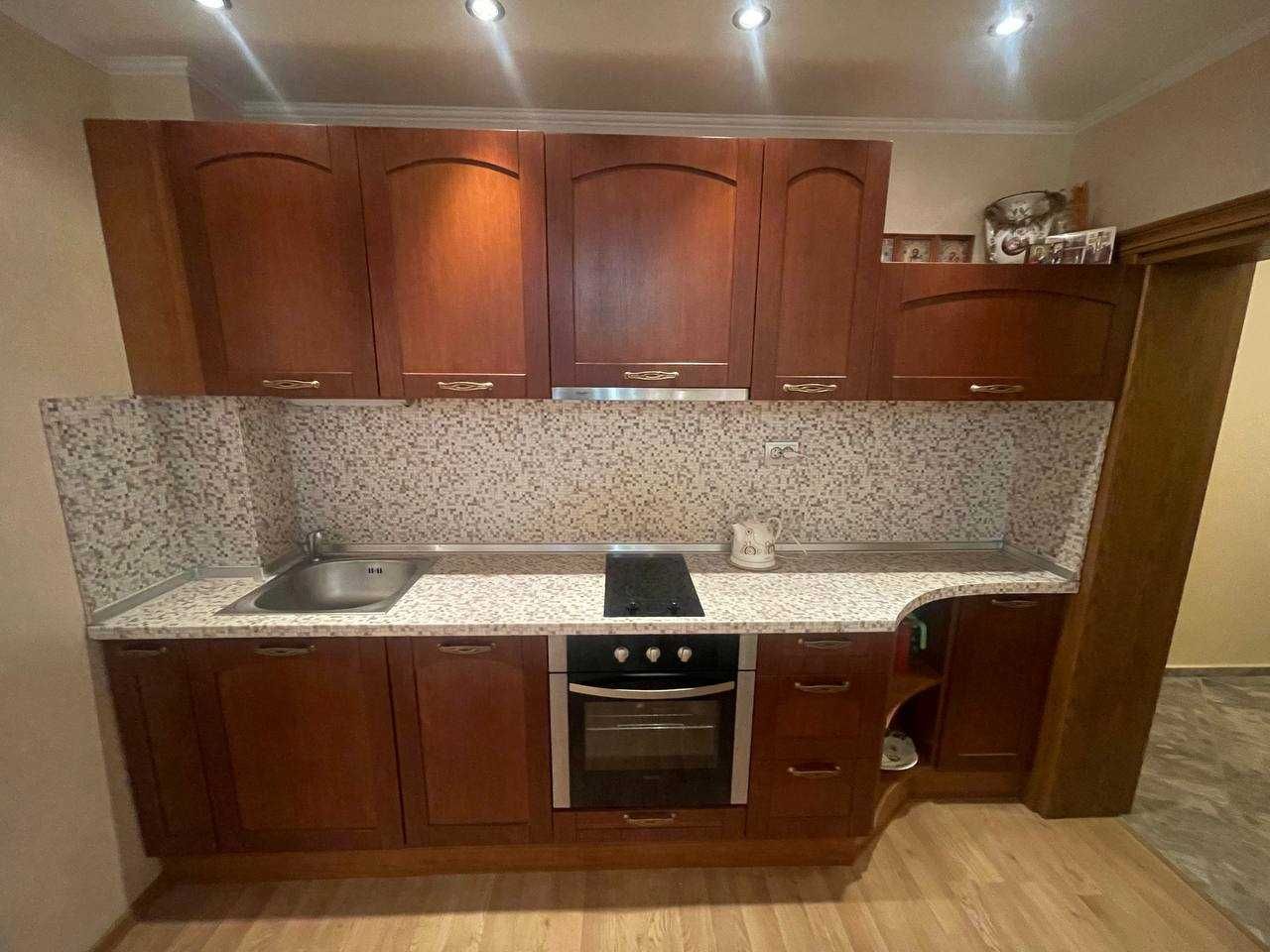 Продава се 3-стаен апартамент в центъра на Бургас