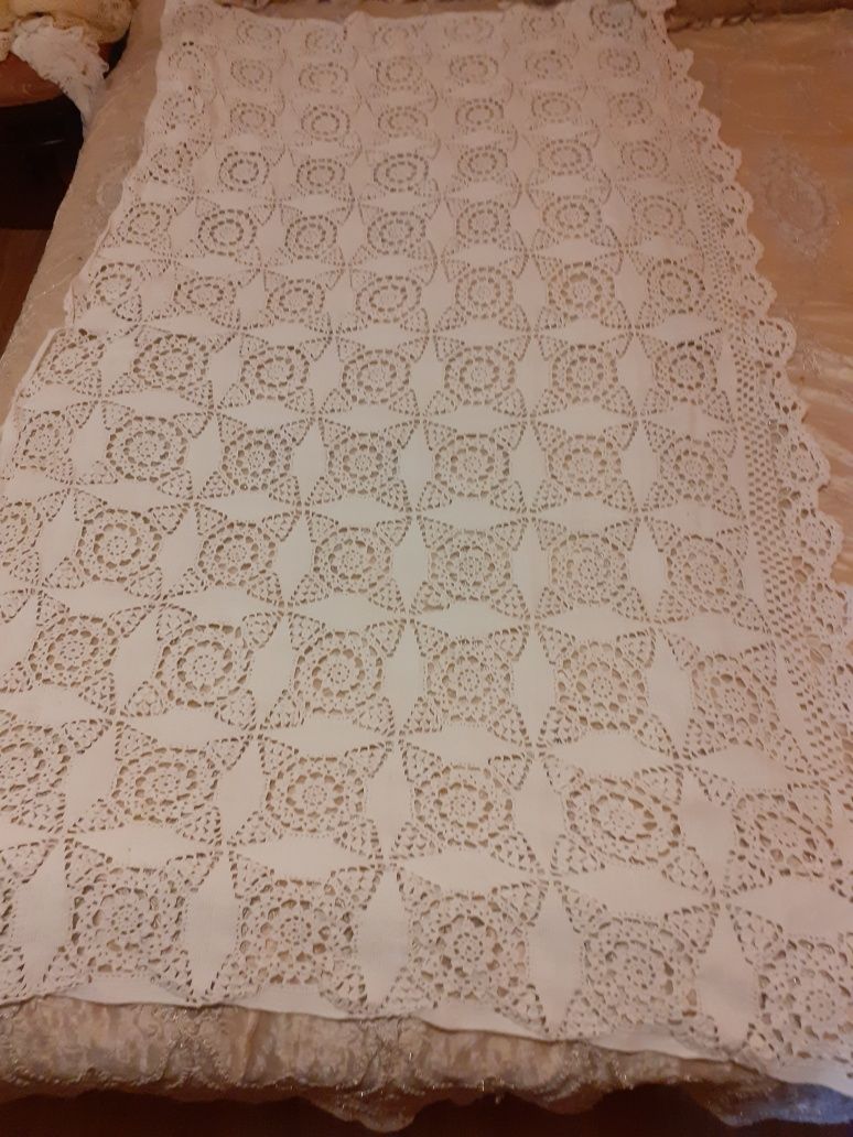 Ръчно  плетени  покривки Дантели ръчна  изработка