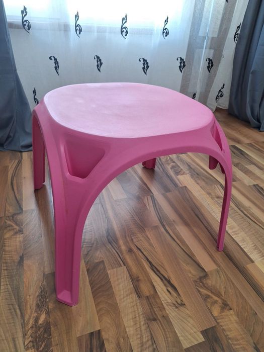 Mese+Scaune Copii! Locul unde se creeaza amintiri