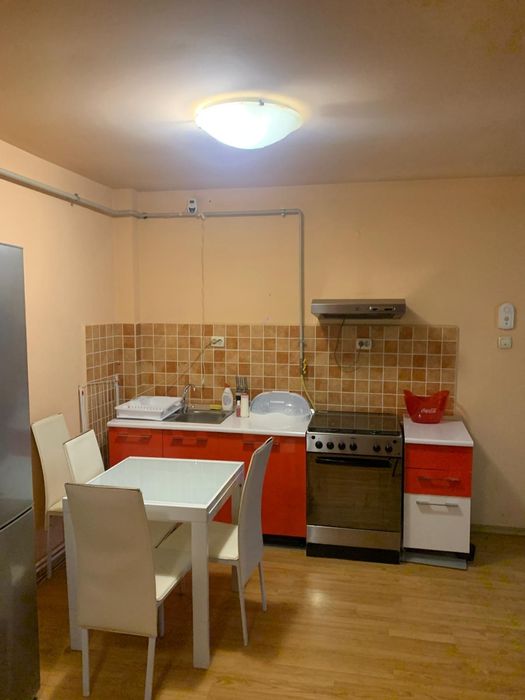 Inchiriez apartament 2 camere în c5