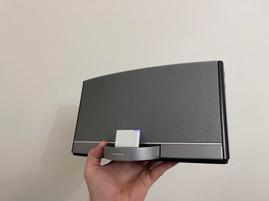 Boxa Bluetooth BOSE portabila cu acumulator, sunet extraordinar de bun