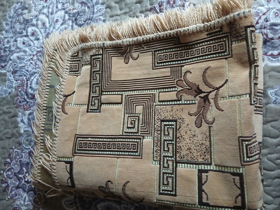 Продам дивантек на диван